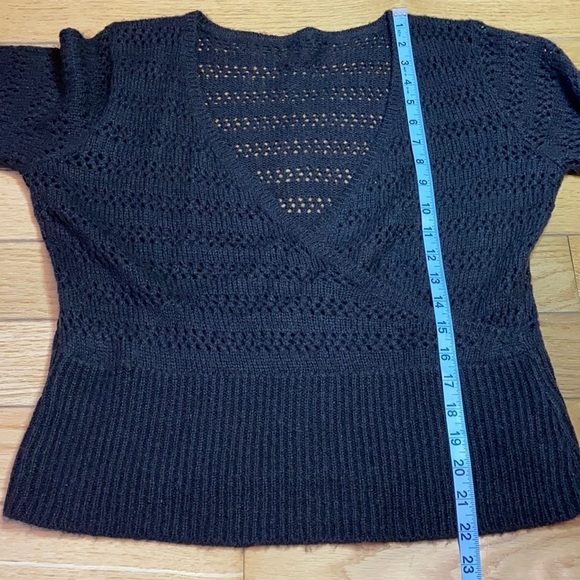 Vintage Knit V-Neck Dark brown Sweater Size S/M - Picture 5 of 5